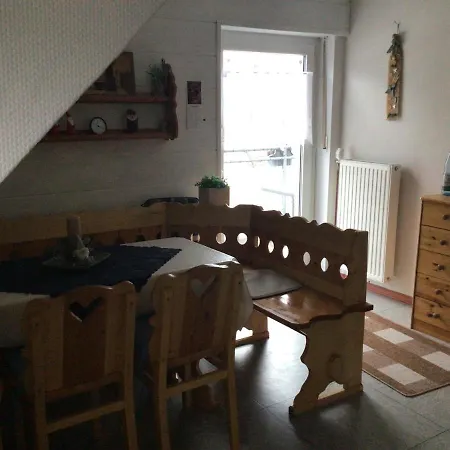 Connysferienwohnung דירה